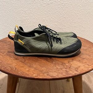 Altra Wahweap Men's Outdoor Hiking Sneaker Shoe Size 11